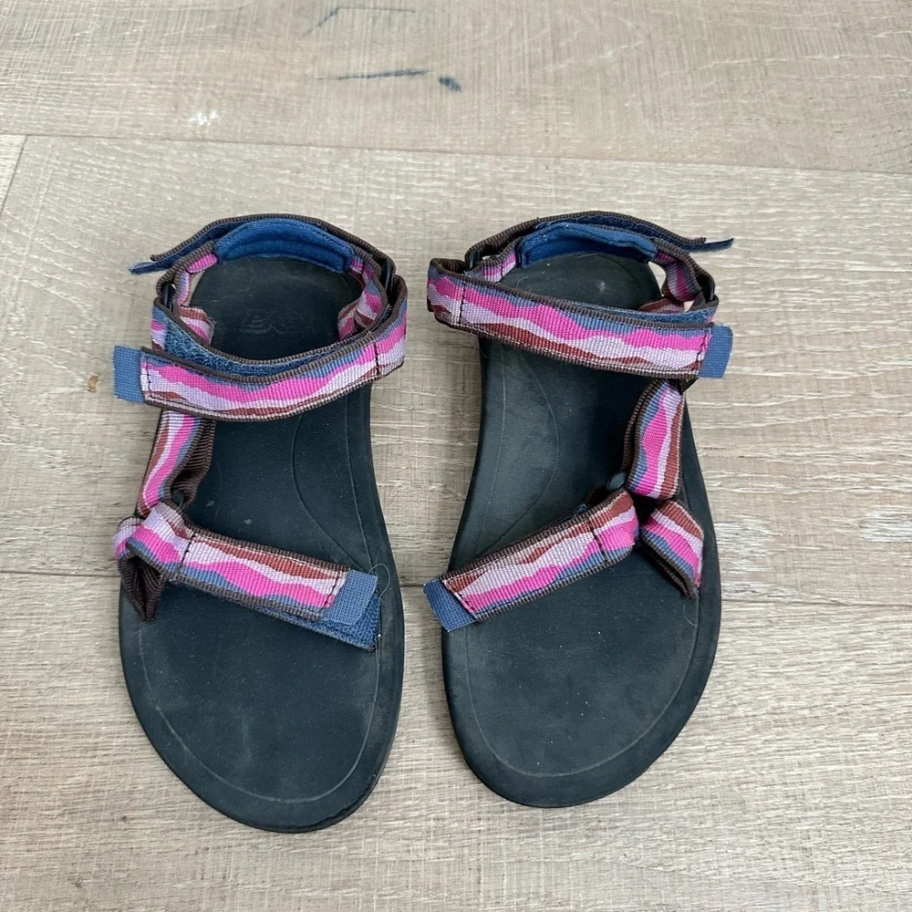 Teva stylish sandals